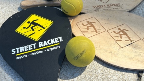 street-racket-schl-ger-ball-und-mehr-als-600-spielformen-hobbymesse